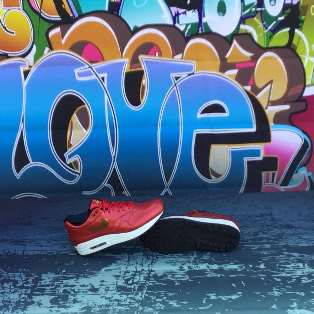 Air Max 1 “Red Gold Sequin” - Picture 7 of 7